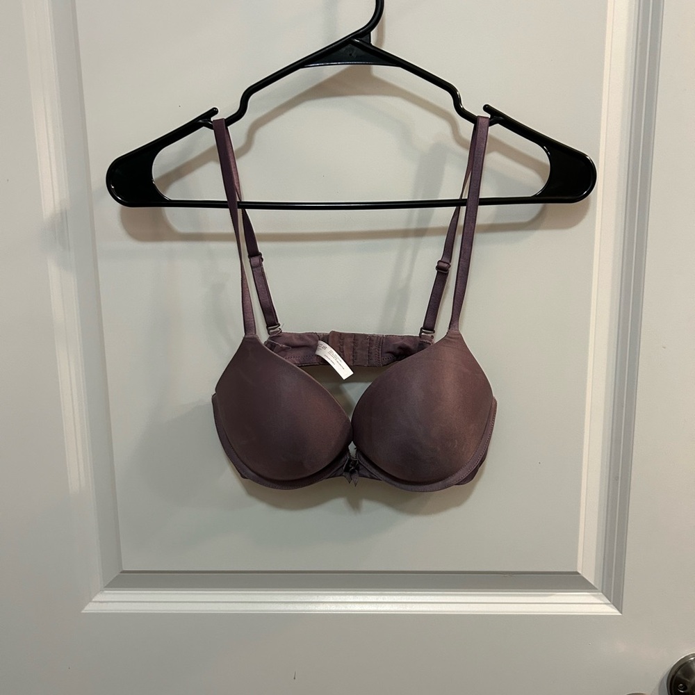 *Ambrielle Plunge Push-Up Bra 32B Purple Underwire Padded T-Shirt Bra Smooth Cup